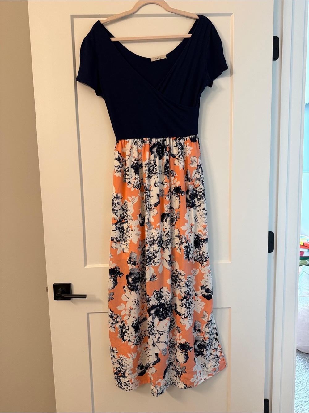 Gilli Navy Top Peach Floral Maxi Dress